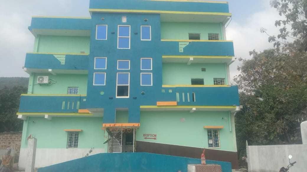 Super Hotel O New Star Lodge Kanaipur Exterior foto