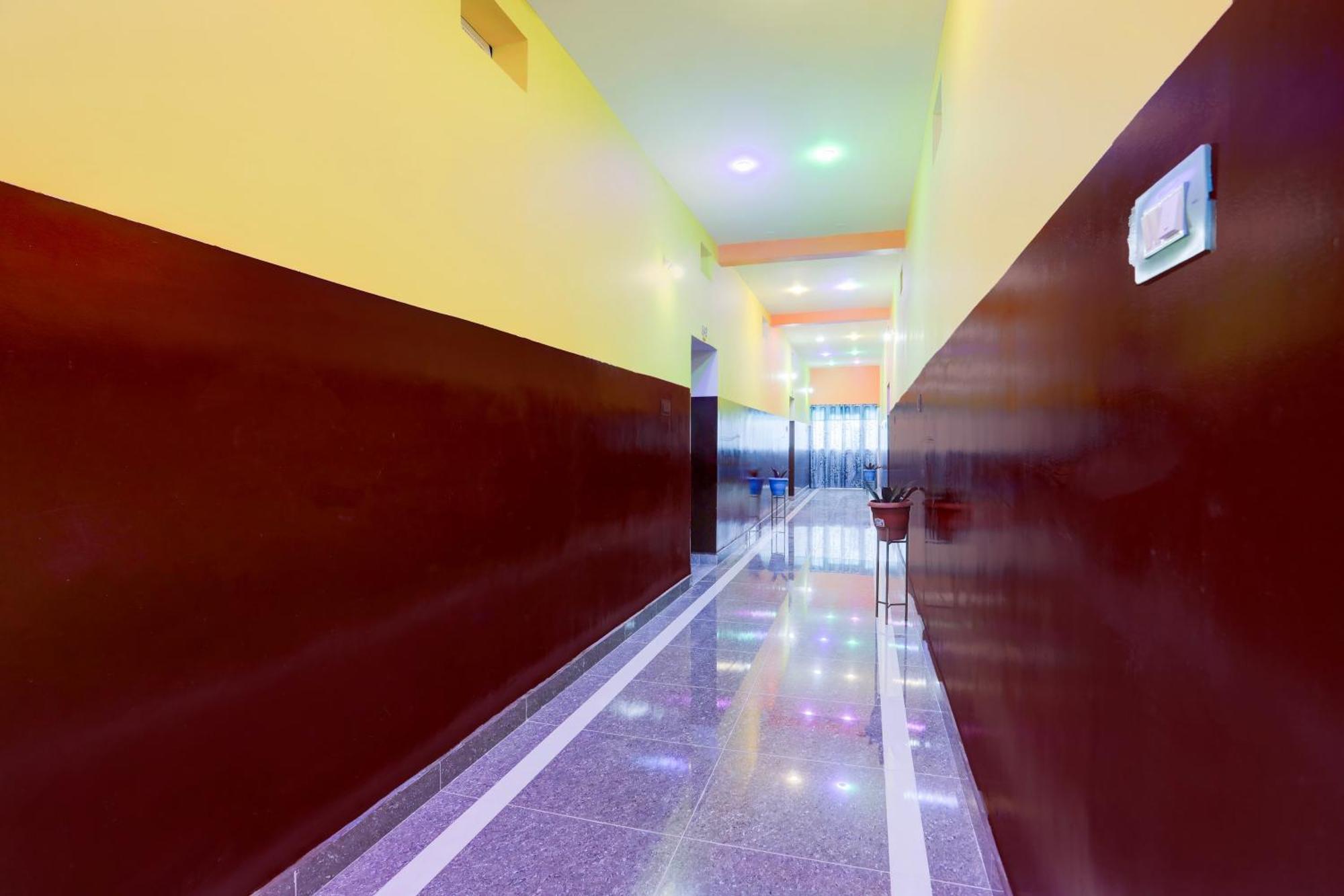 Super Hotel O New Star Lodge Kanaipur Exterior foto